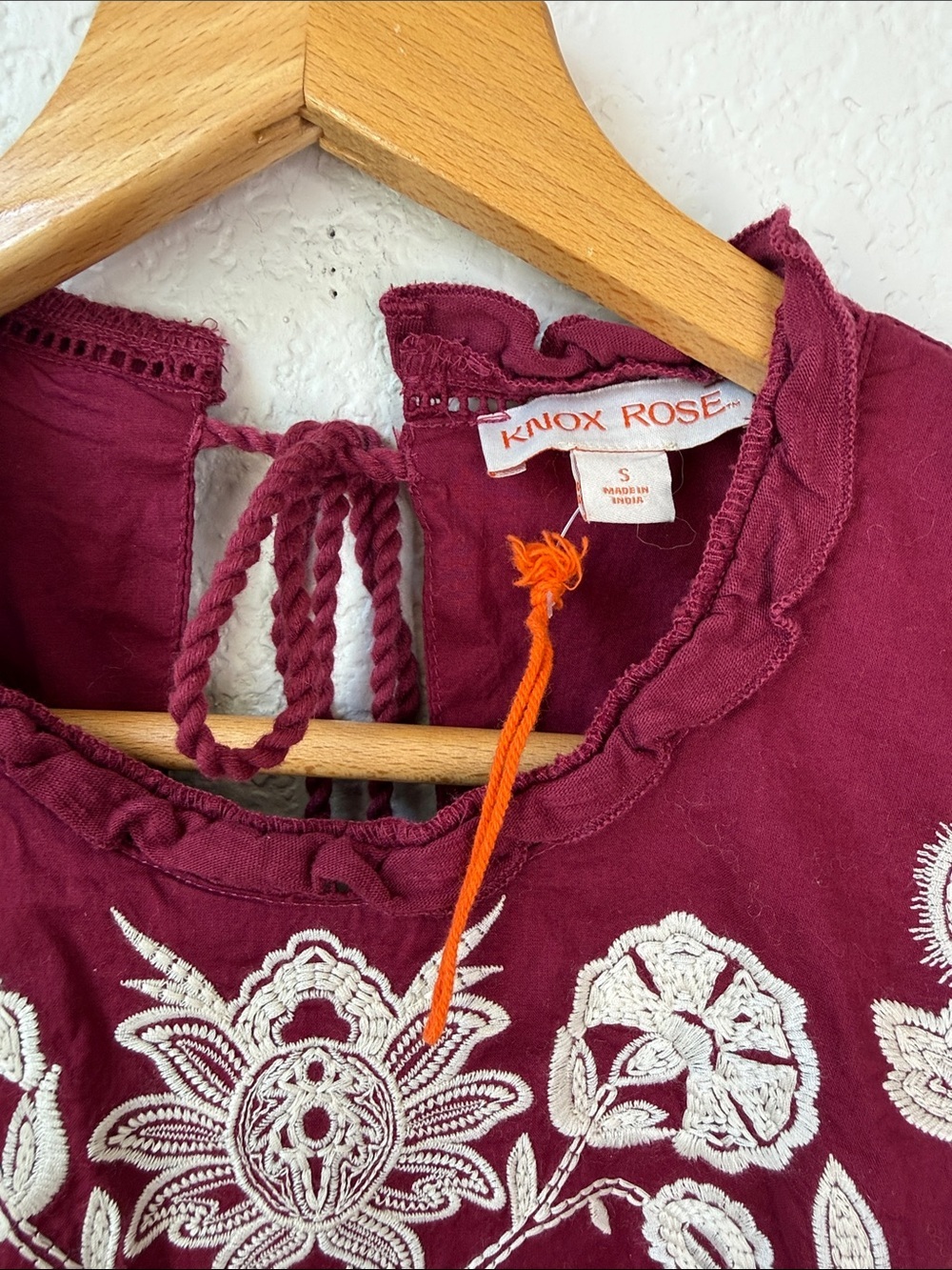 Knox Rose Blouse Floral Embroidery Red Burgundy and Cream size Medium - Picture 5 of 11